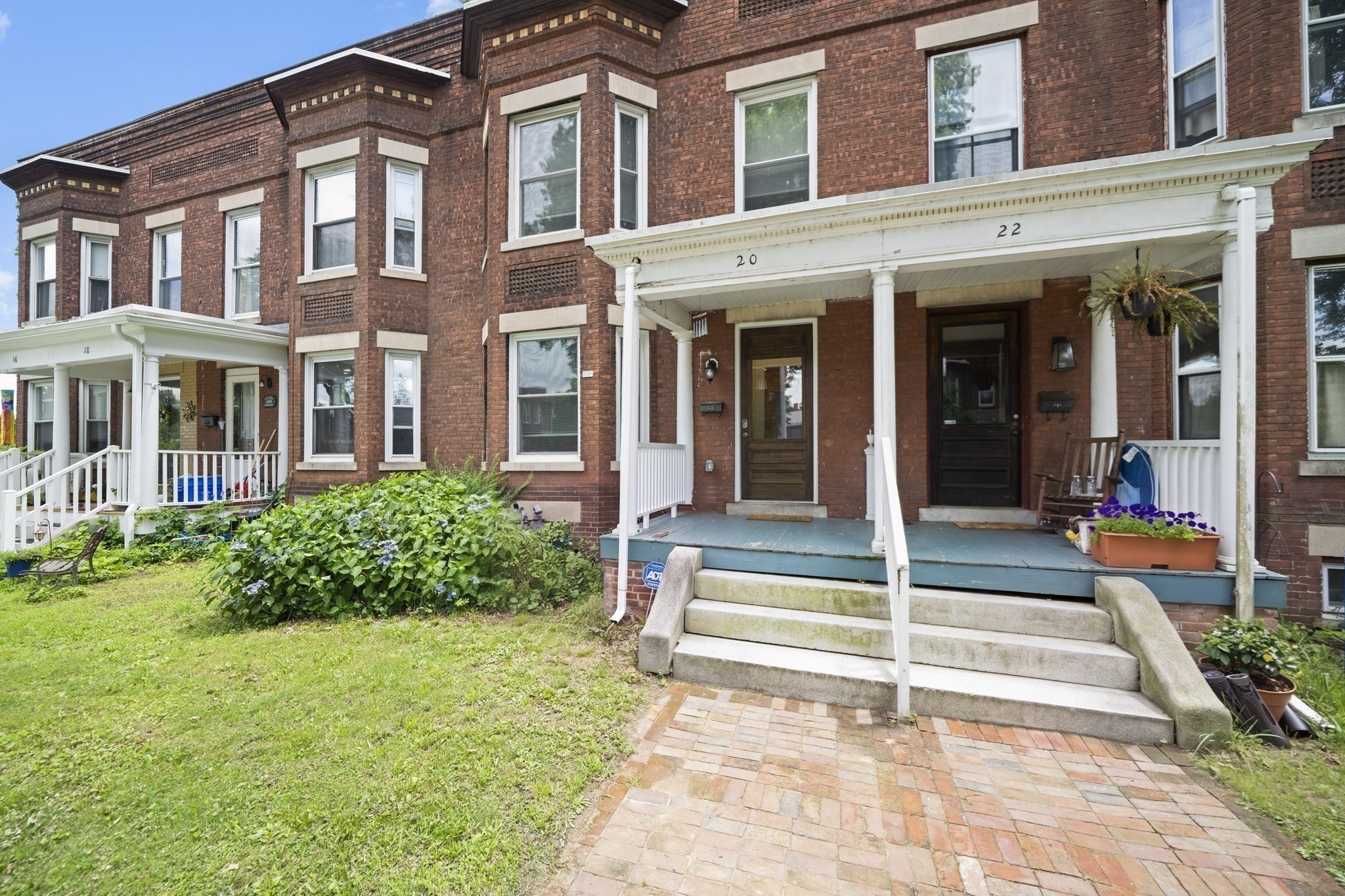 20 Linden St Property Photo 30