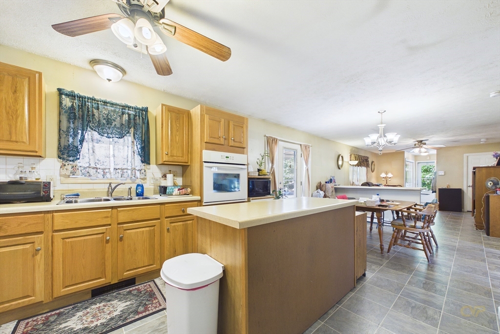 139 Chace Rd Property Photo 9