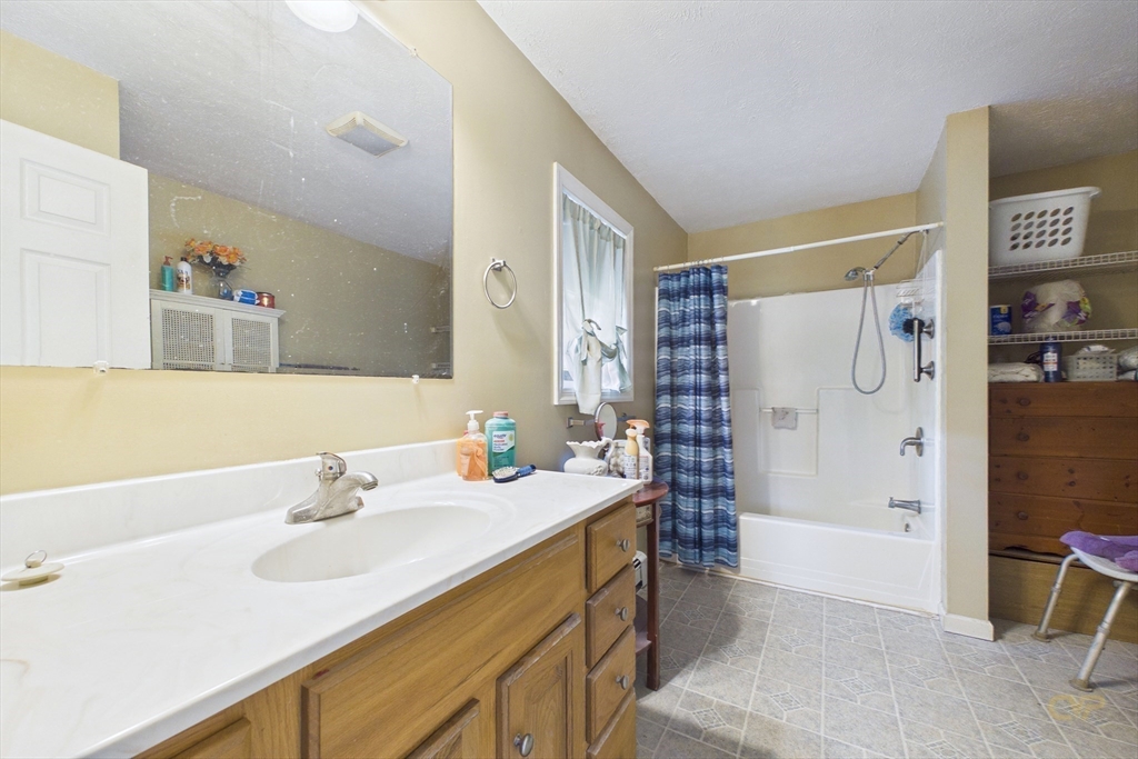 139 Chace Rd Property Photo 16
