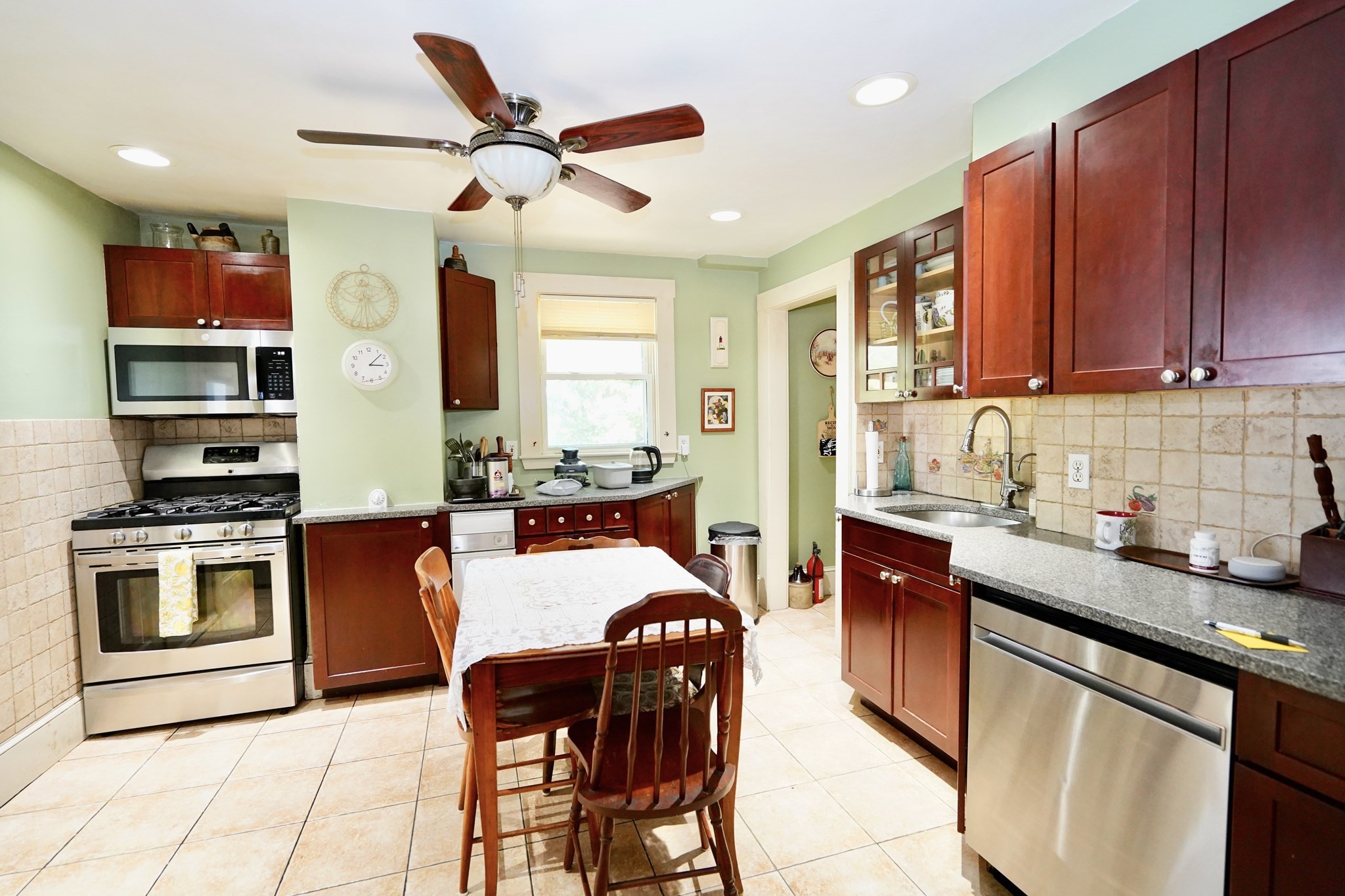52 Meagher Ave Property Photo 5