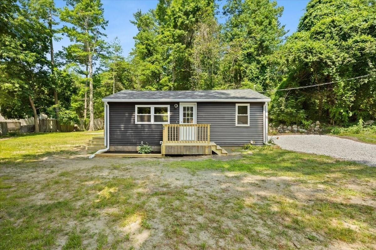 13 Cherry St Property Photo 2