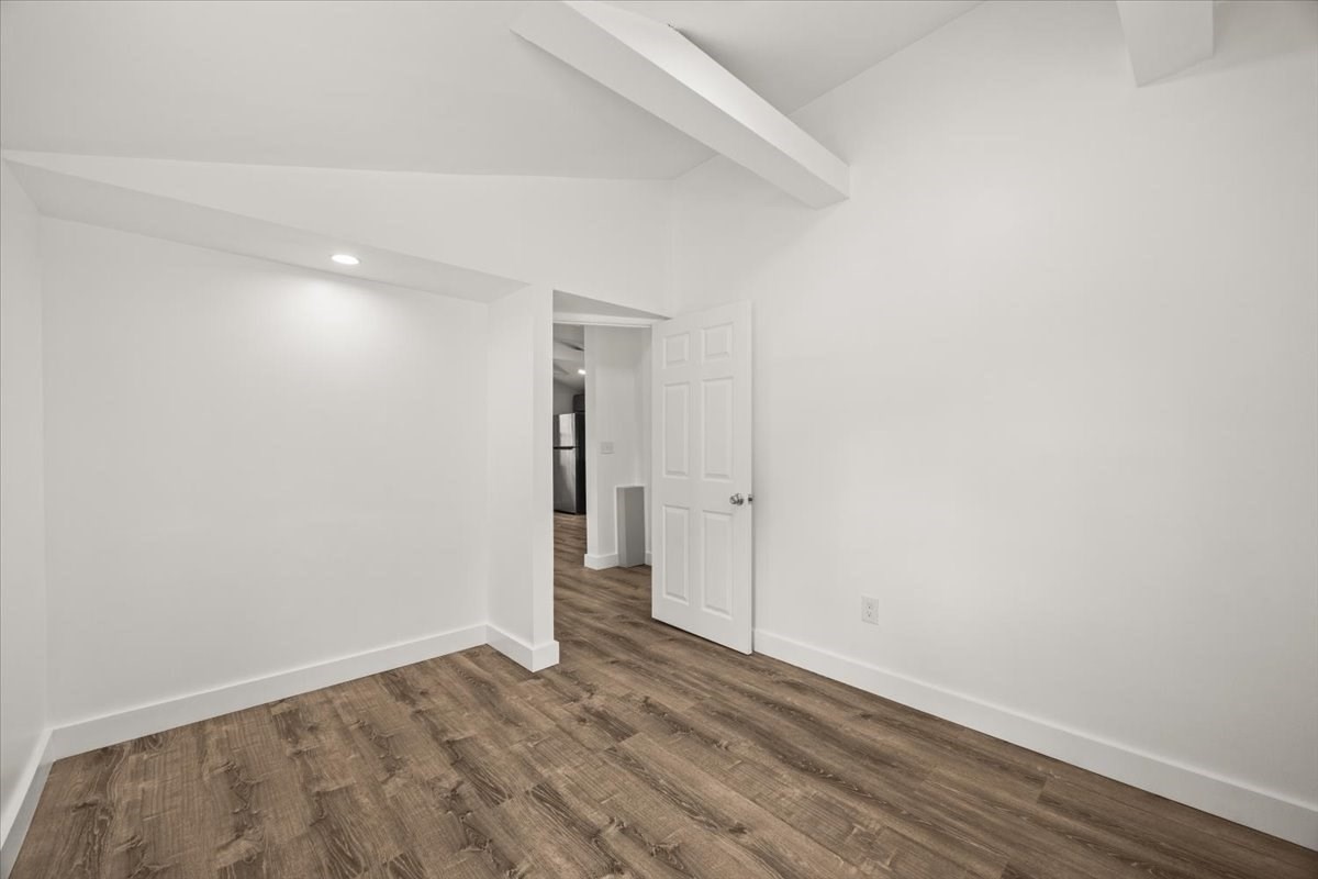 13 Cherry St Property Photo 14