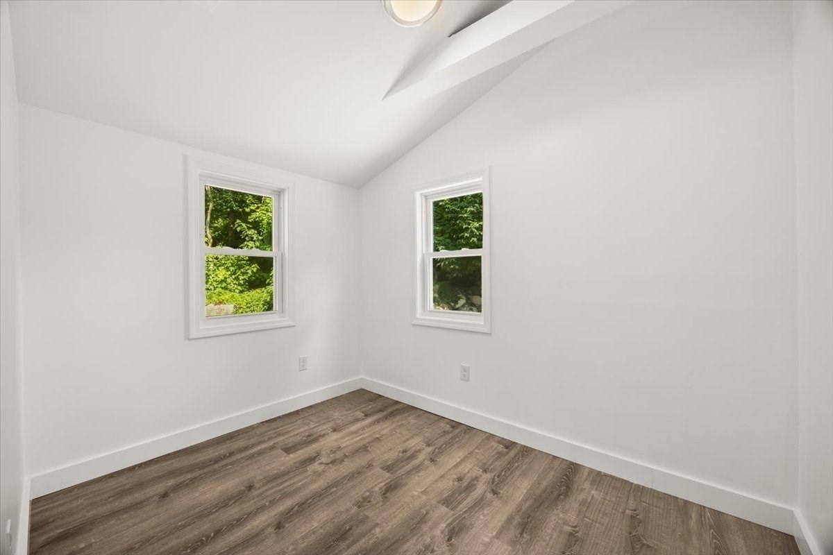 13 Cherry St Property Photo 19