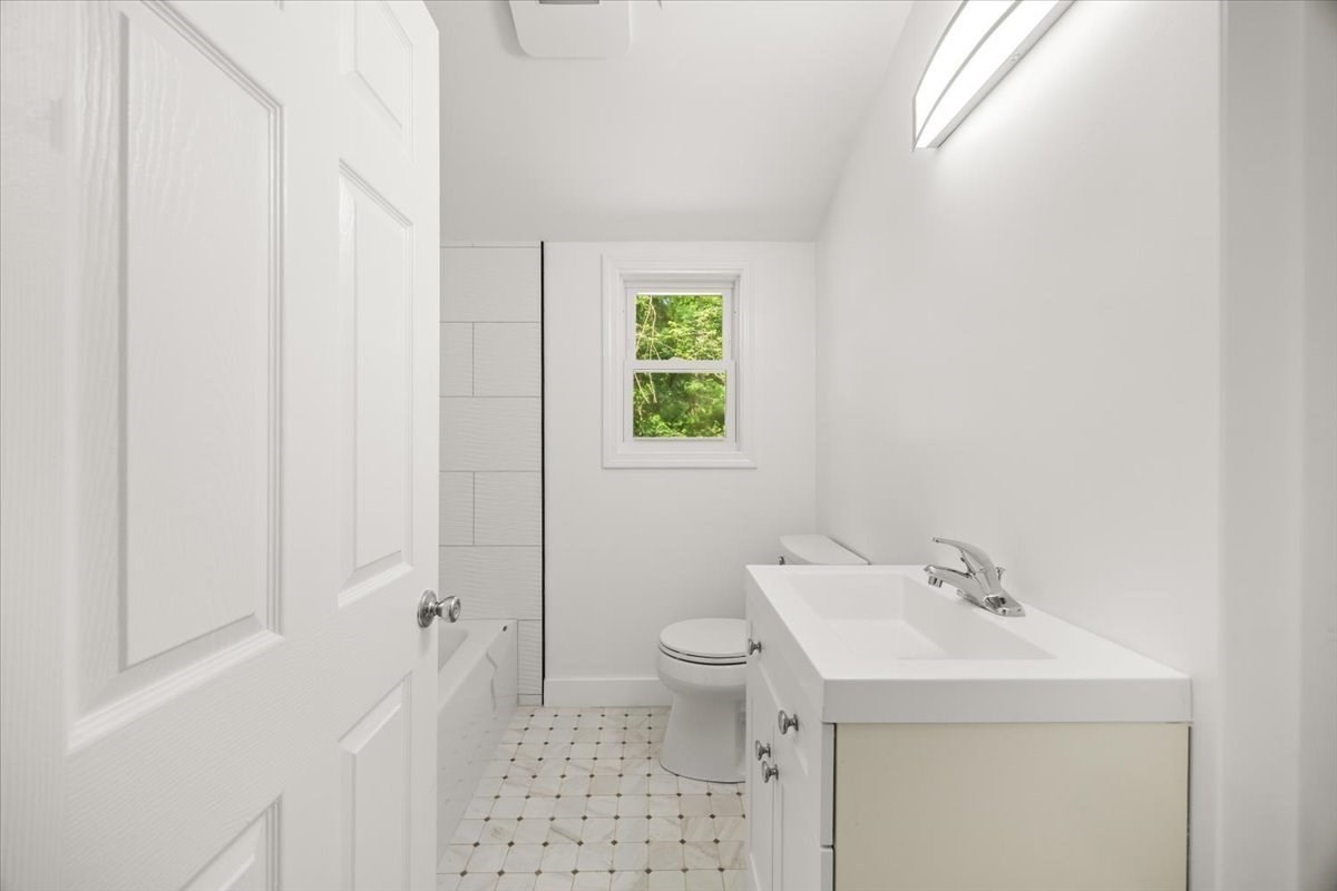 13 Cherry St Property Photo 21