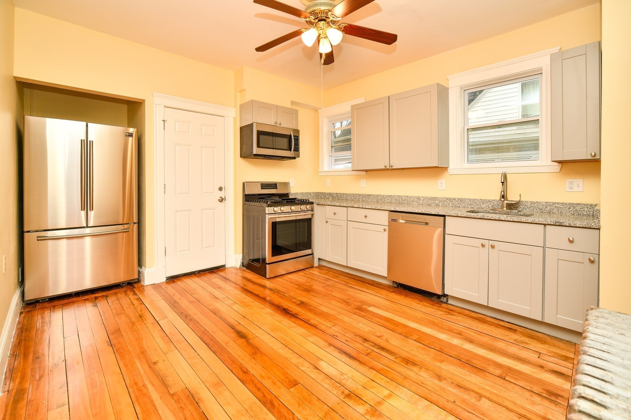 15 Vesta Rd Property Photo 1