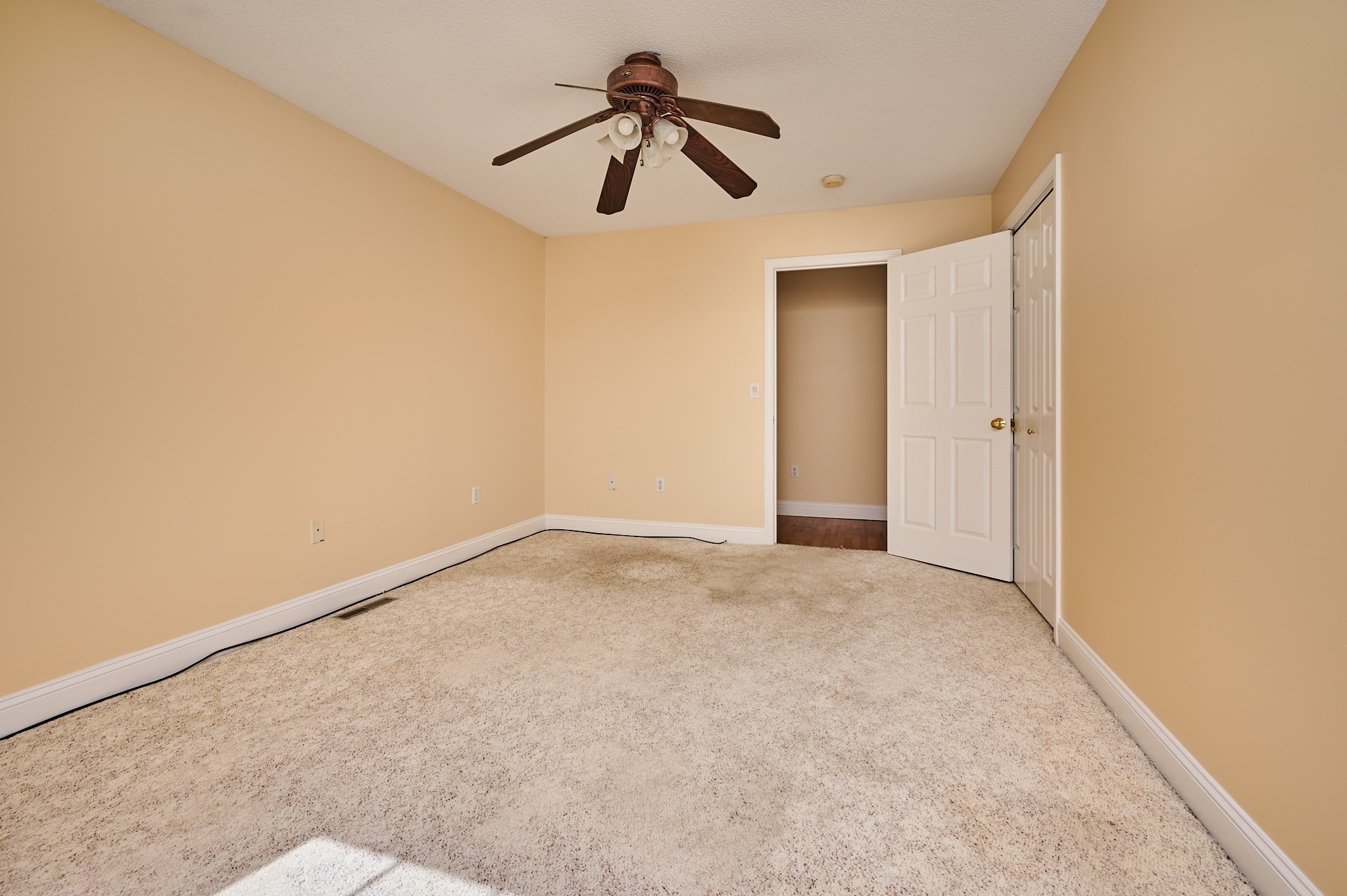 169 Aldrich St Property Photo 25