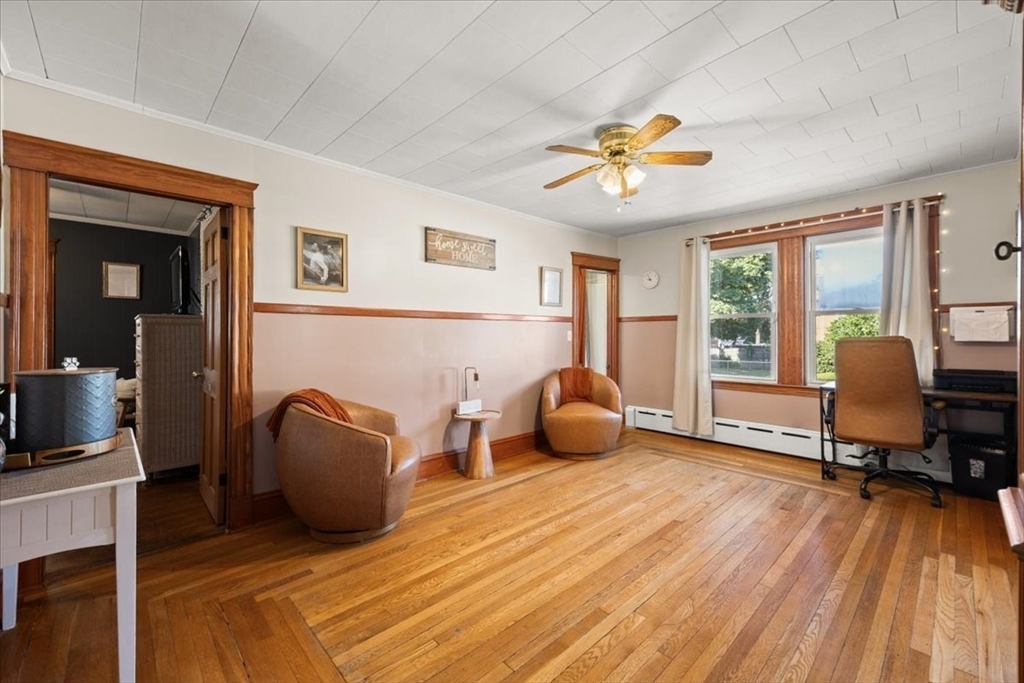 10 Elizabeth Street Property Photo 14