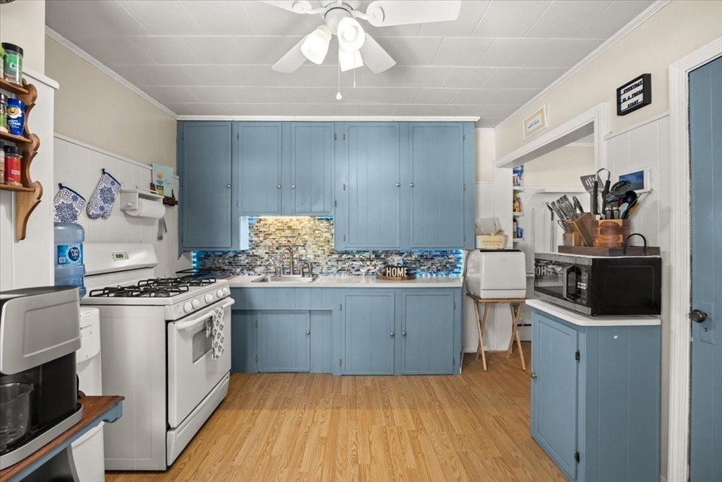 10 Elizabeth Street Property Photo 18