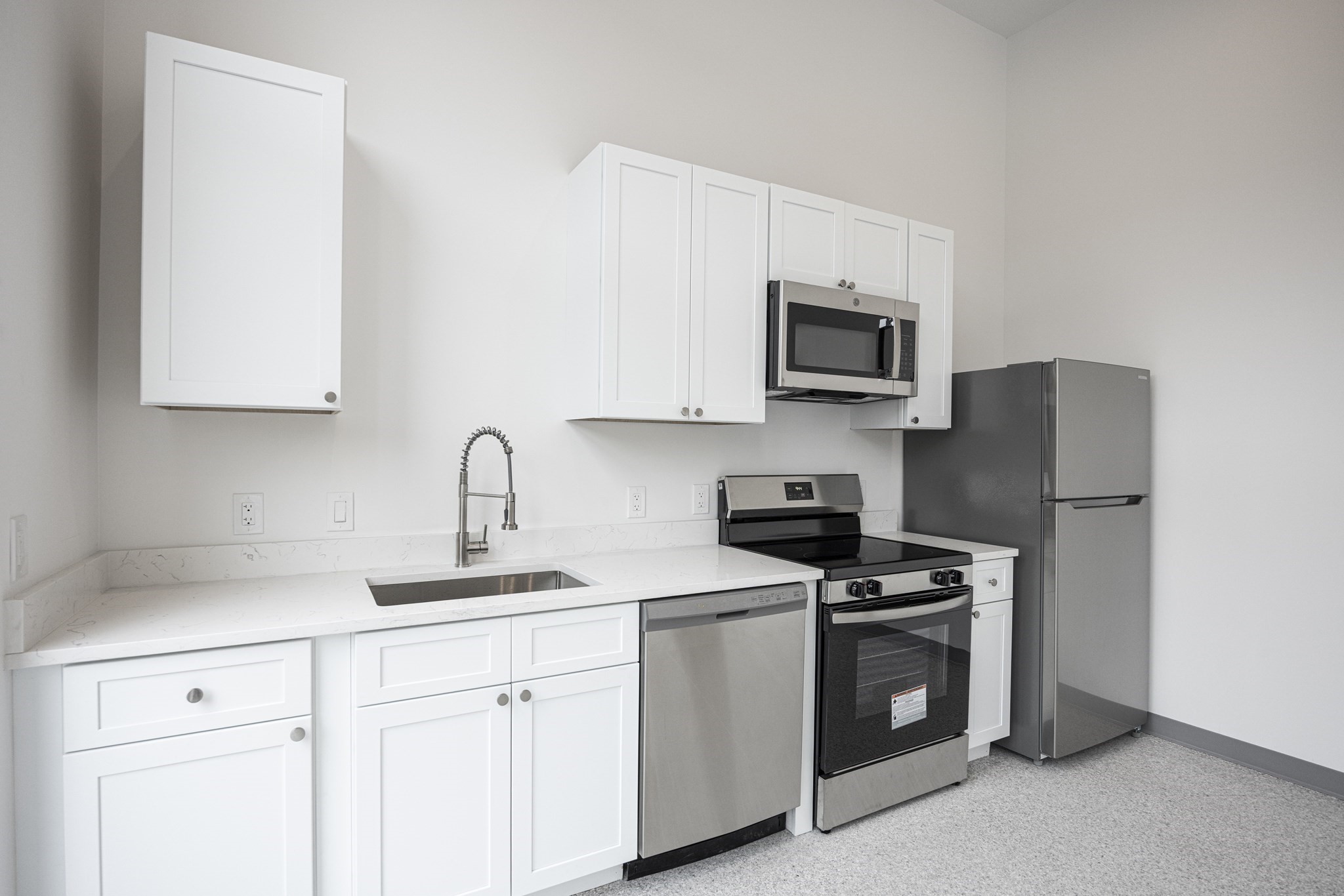 80 Middlesex St # 205 Property Photo 4