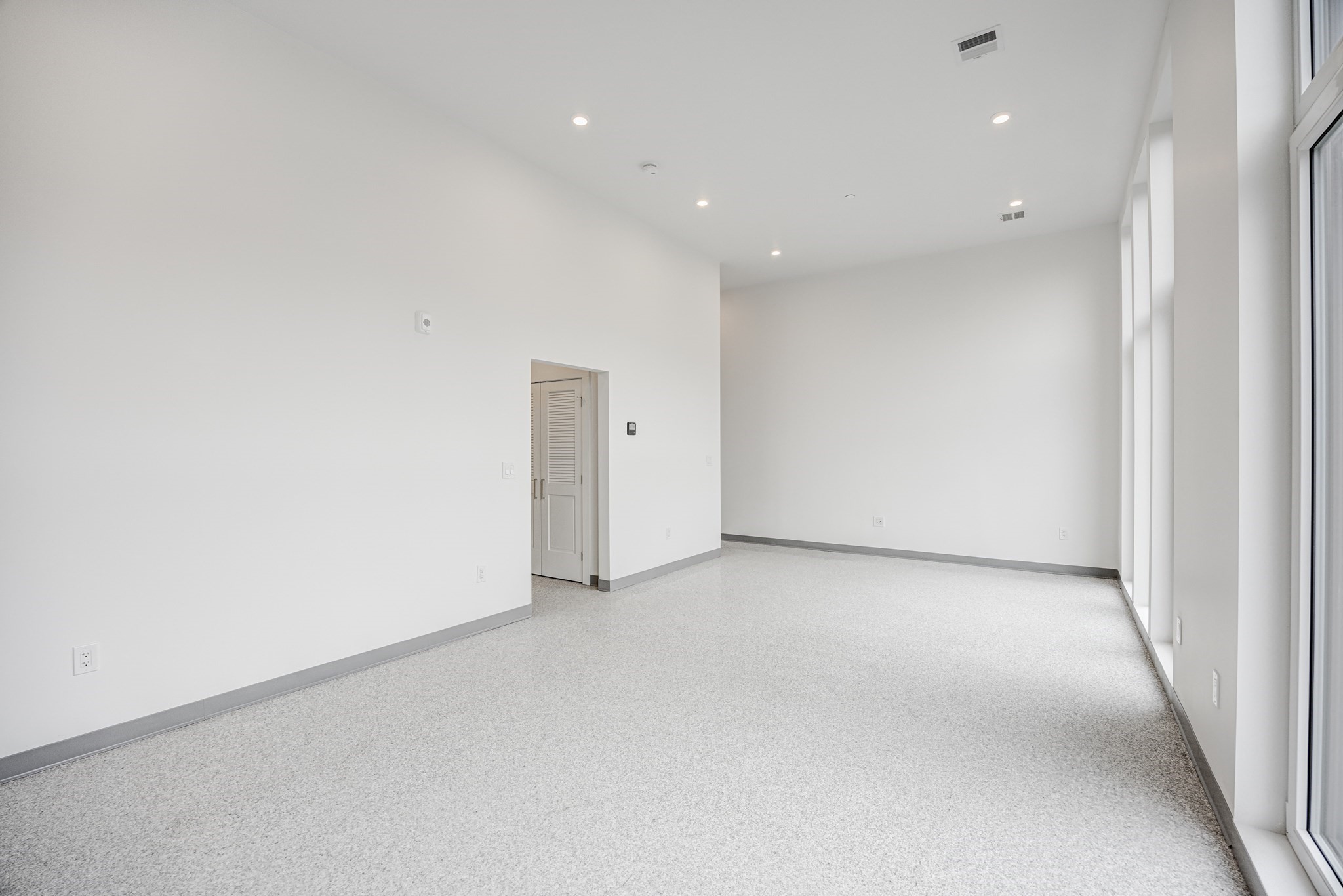 80 Middlesex St # 205 Property Photo 13