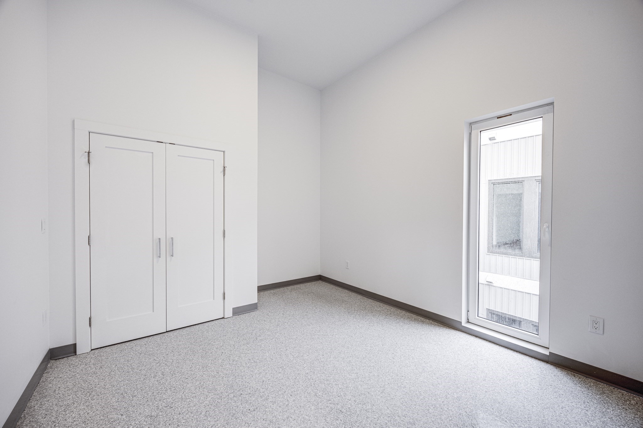 80 Middlesex St # 205 Property Photo 14