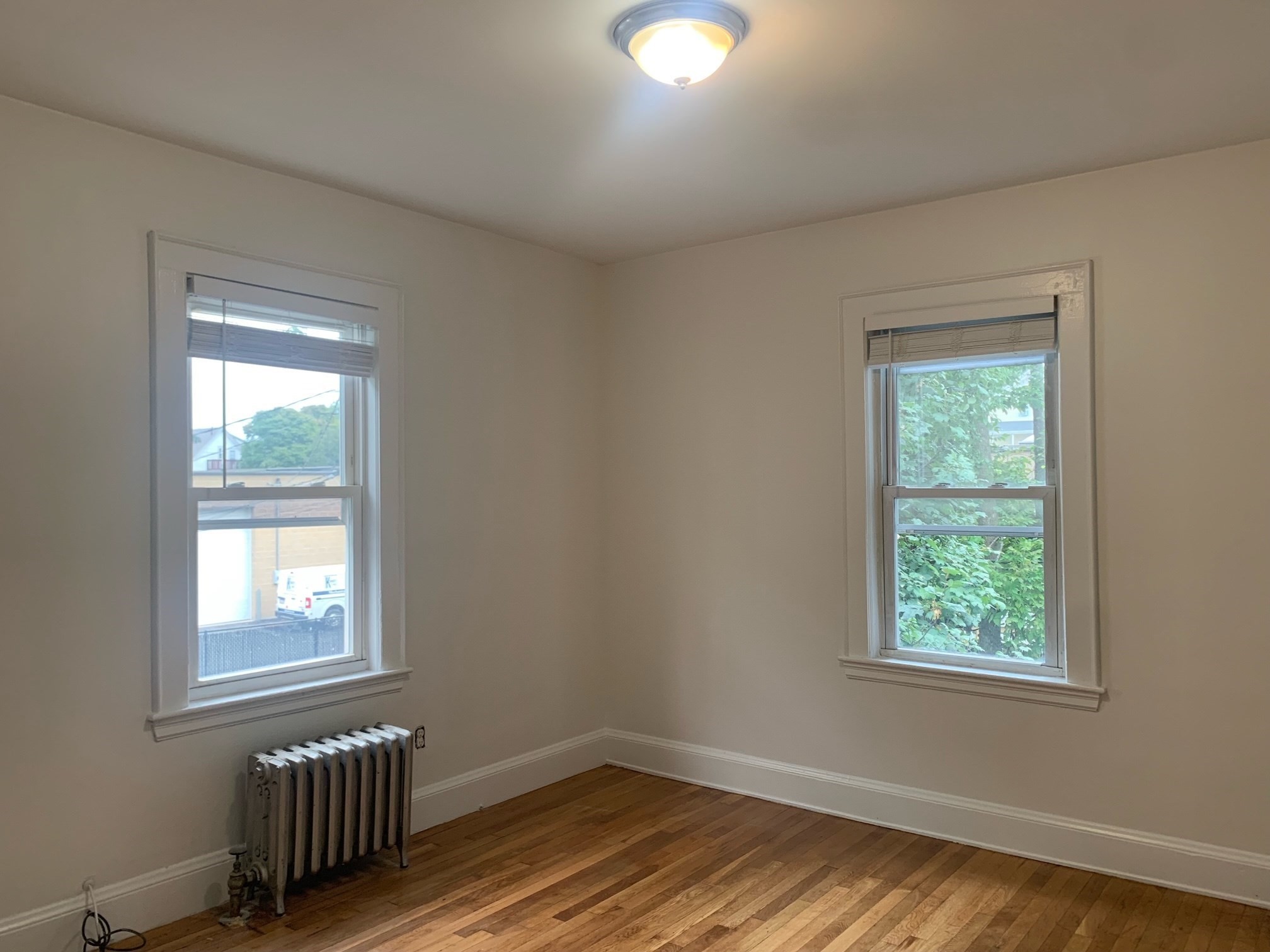 29 Gibson St # 2l Property Photo 4