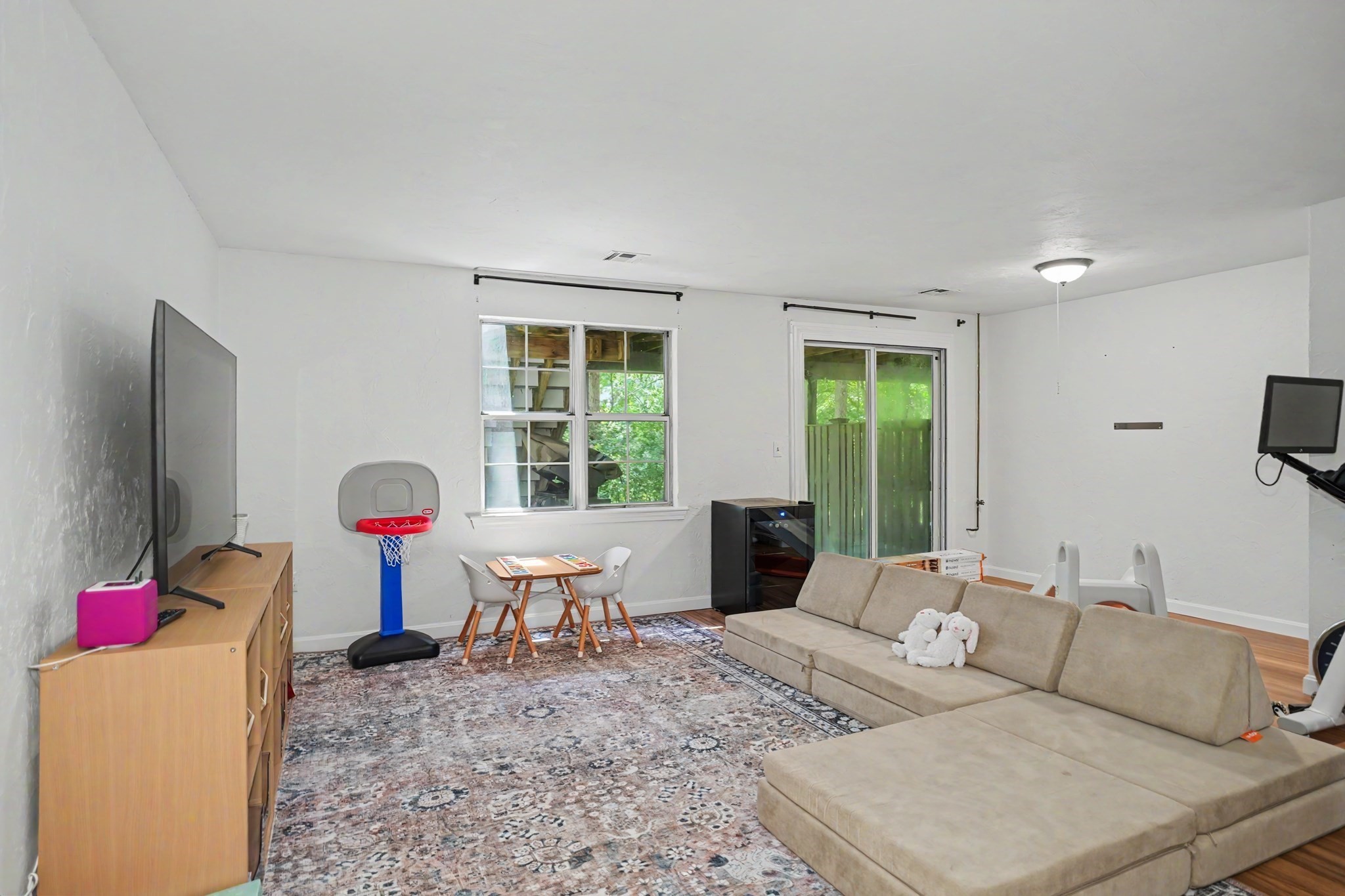 113 Ridgefield Circle # C Property Photo 3