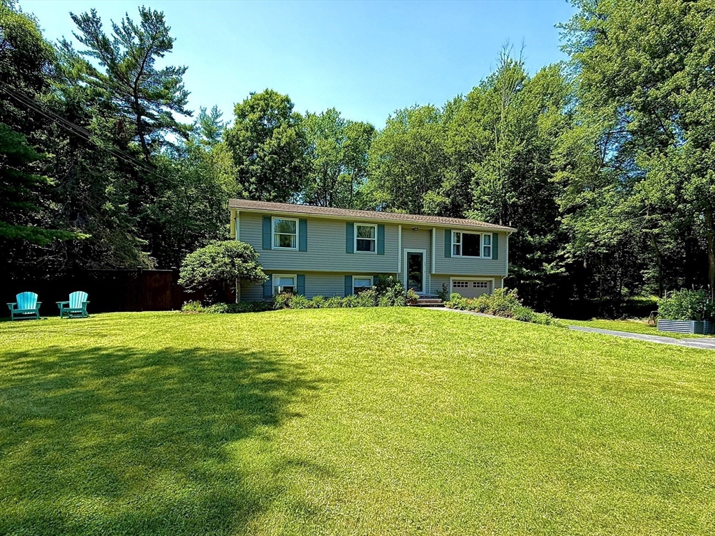 77 Locust St Property Photo 1