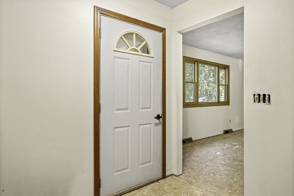 800 Town Farm Rd Property Photo 11