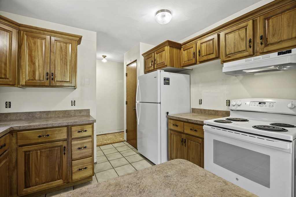 800 Town Farm Rd Property Photo 18