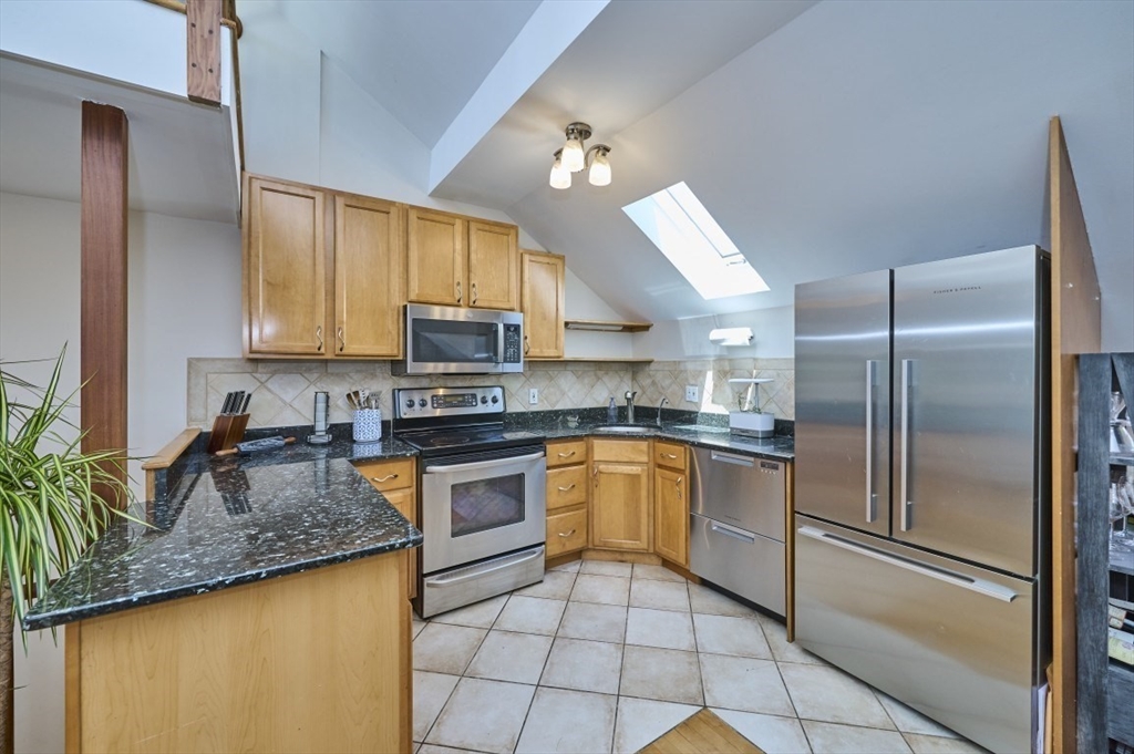 683 Massachusetts Ave. # 5 Property Photo 12