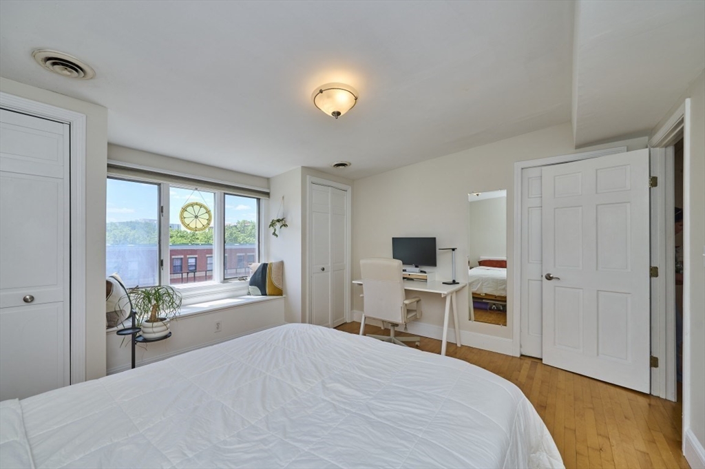 683 Massachusetts Ave. # 5 Property Photo 14