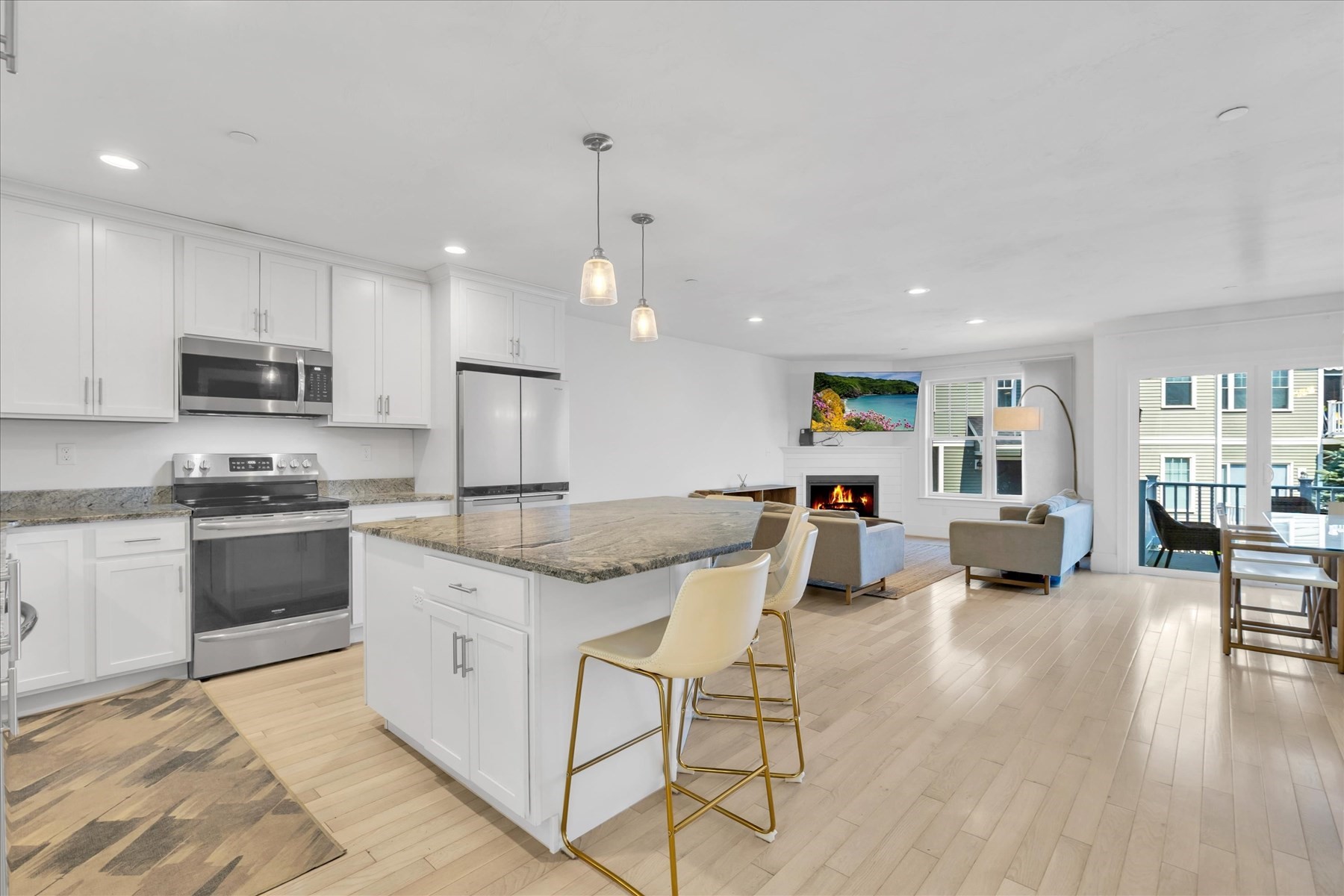 80 Lebaron Boulevard # 7 Property Photo 6