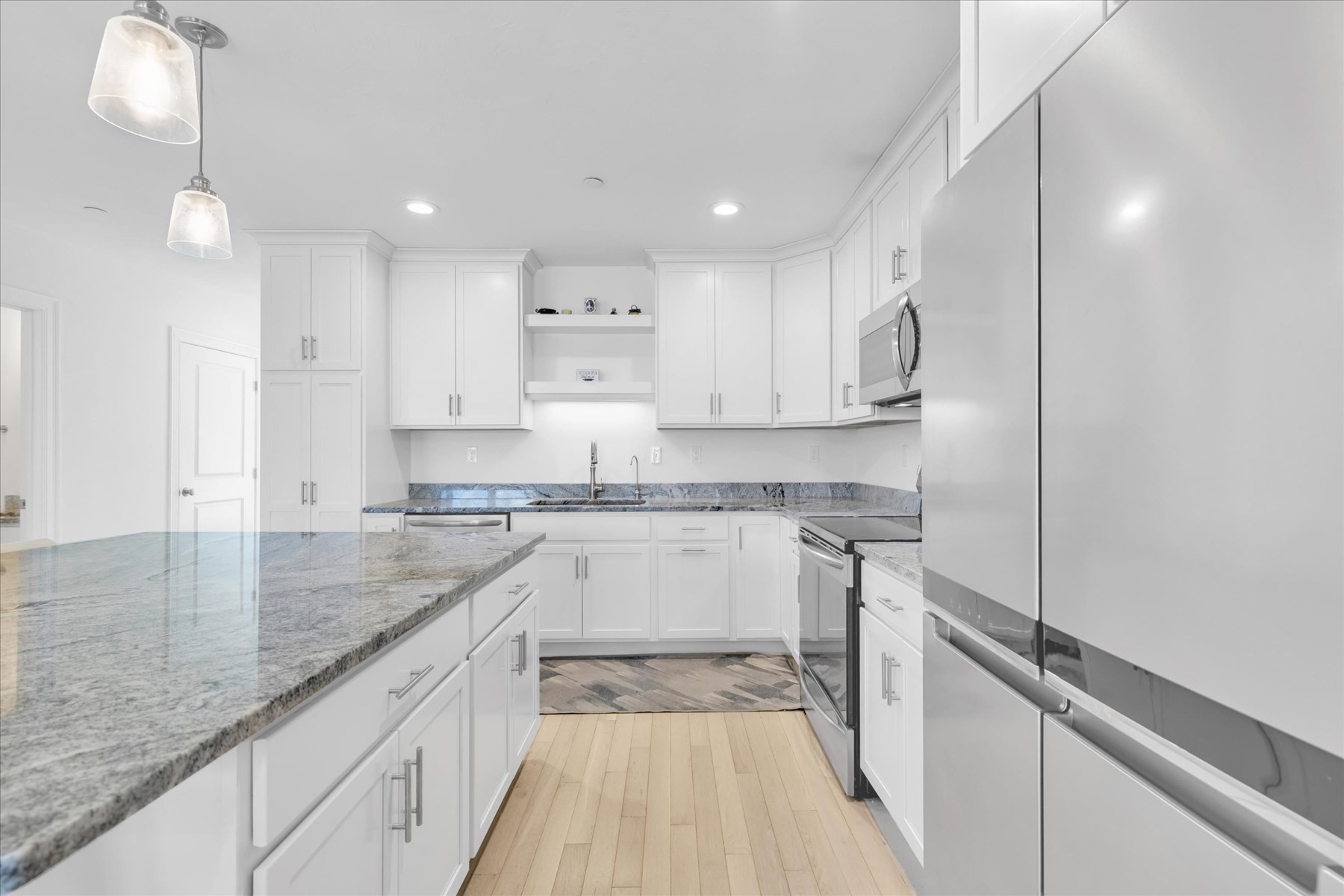 80 Lebaron Boulevard # 7 Property Photo 9