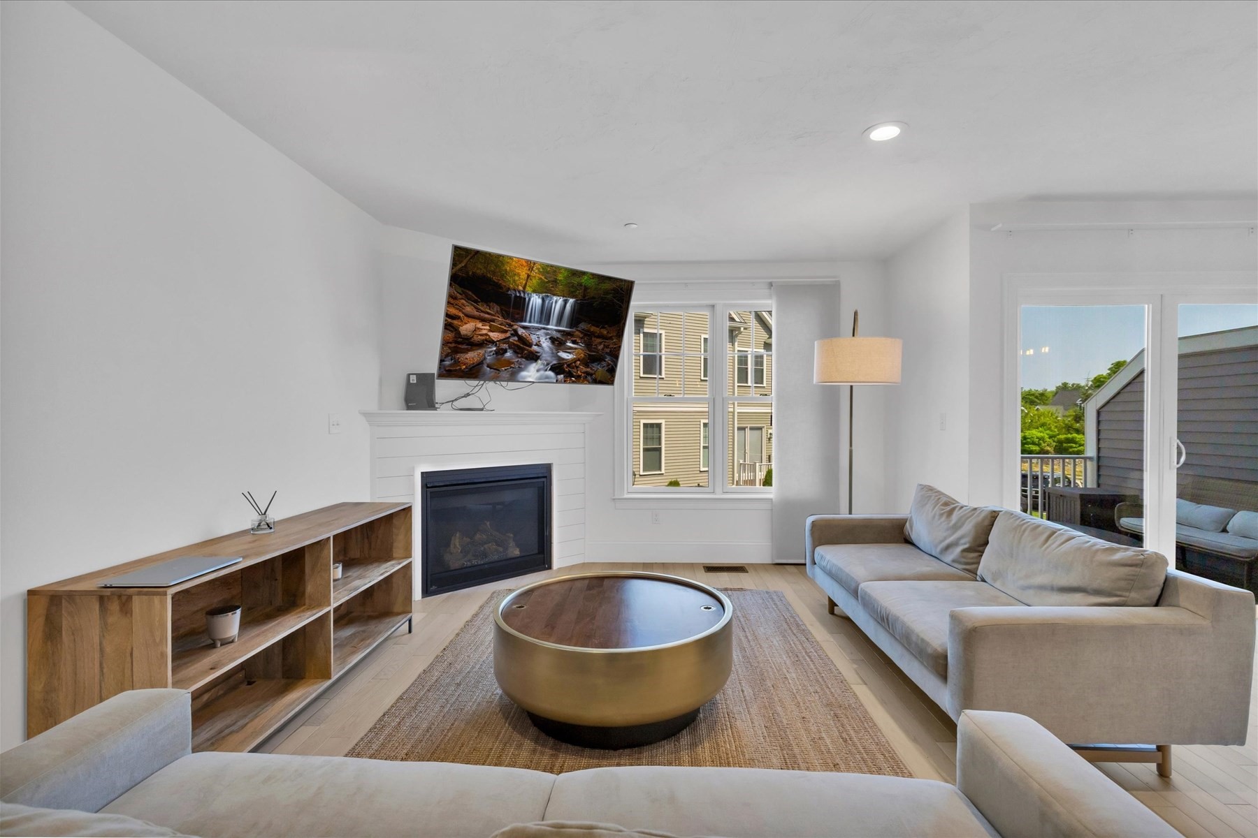80 Lebaron Boulevard # 7 Property Photo 12