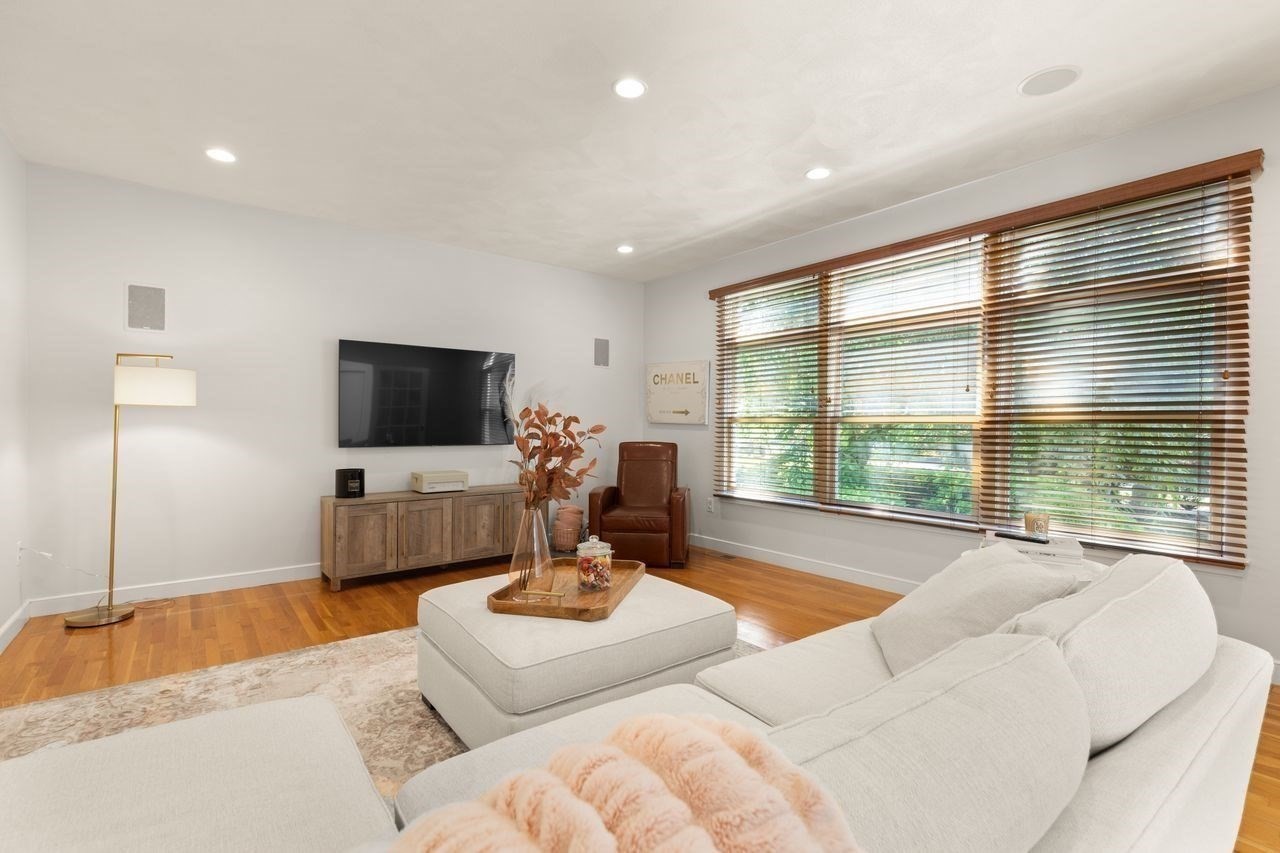 2 Sandpiper Hill Property Photo 7