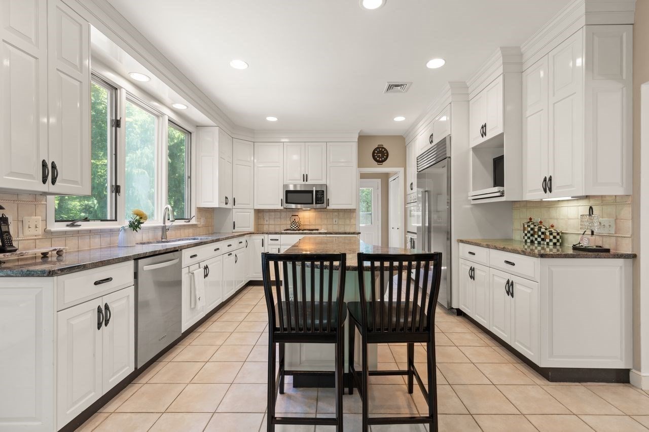 2 Sandpiper Hill Property Photo 13