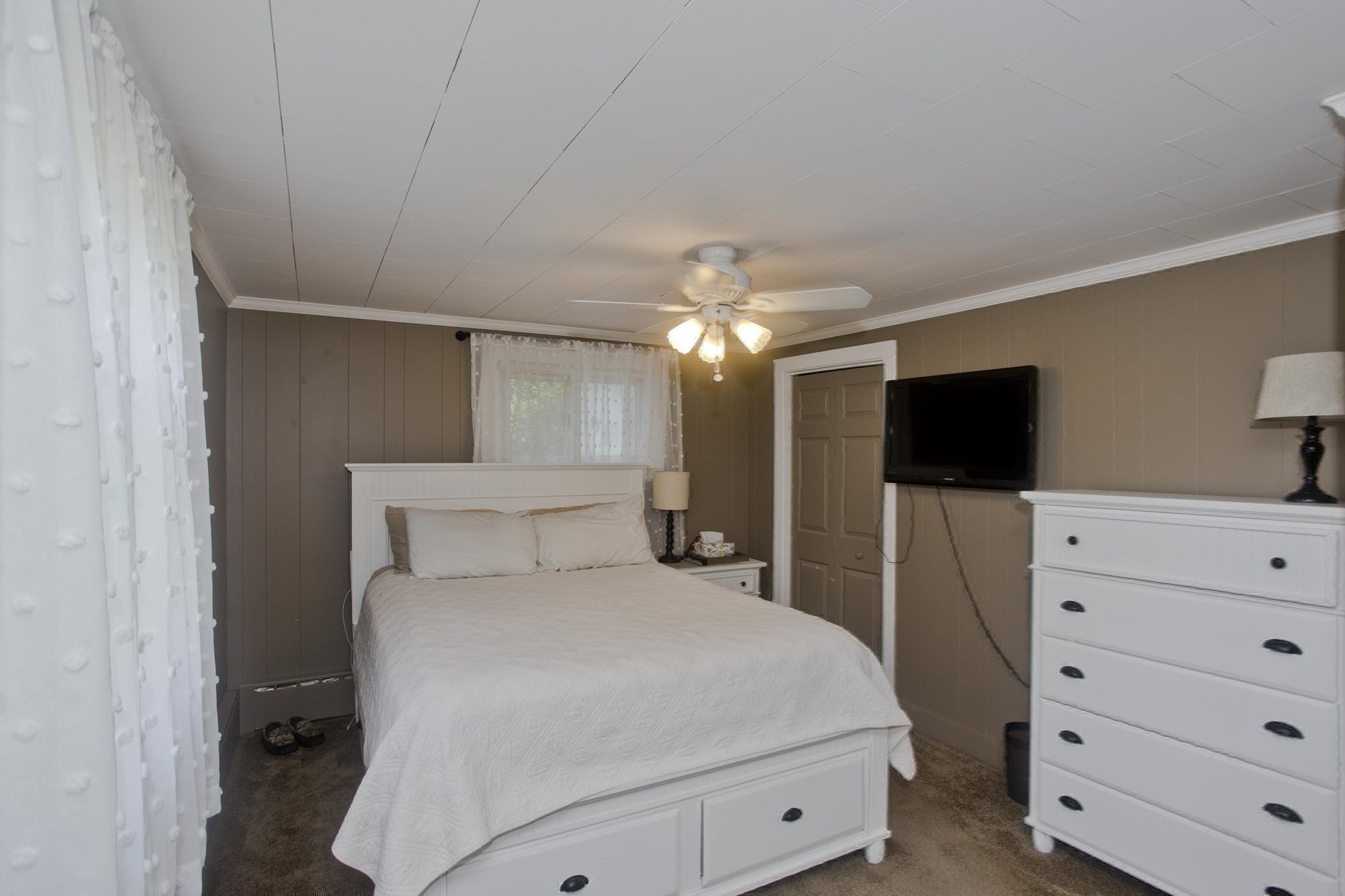 35 Pinehurst St Property Photo 16