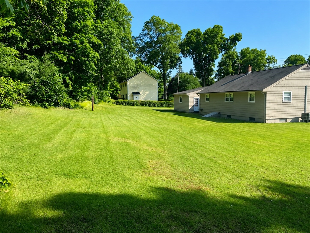1282 Quaker St Property Photo 10