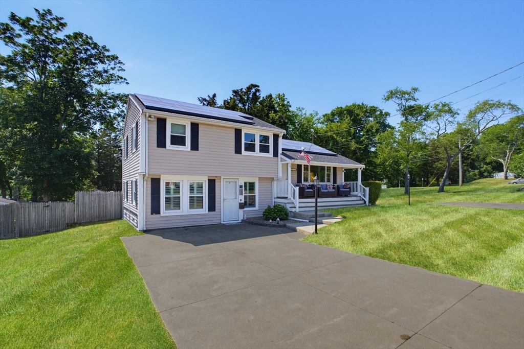 433 Pearse Road Property Photo 3