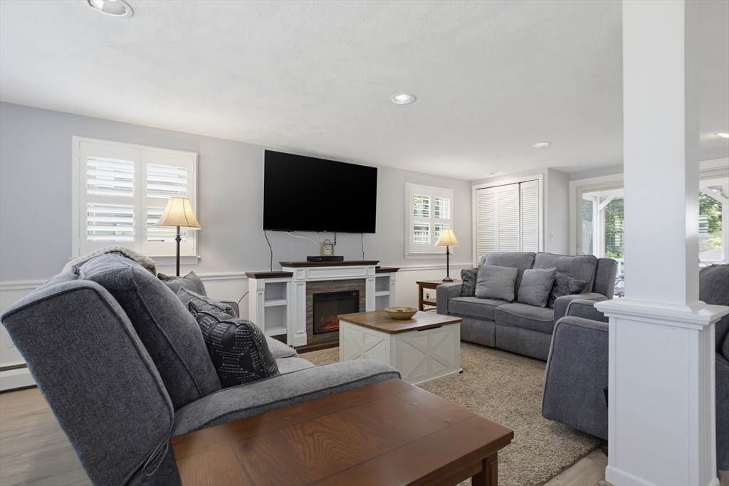 433 Pearse Road Property Photo 10