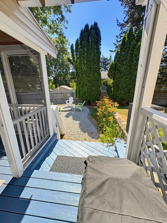 433 Pearse Road Property Photo 14