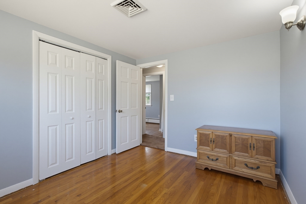 433 Pearse Road Property Photo 25
