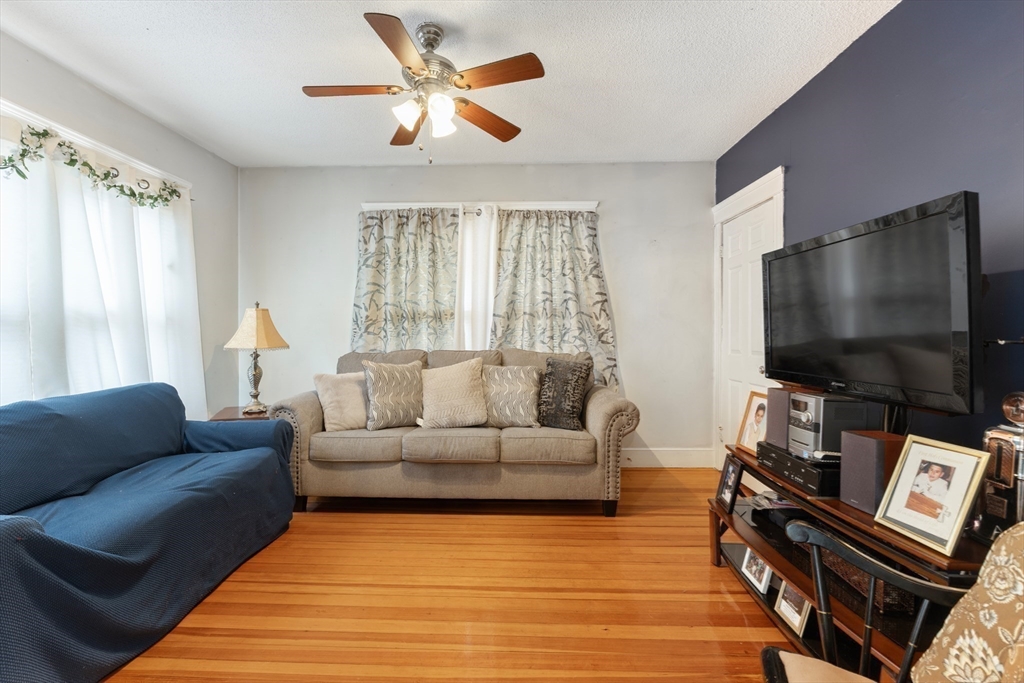 77 Haig Ave Property Photo 11