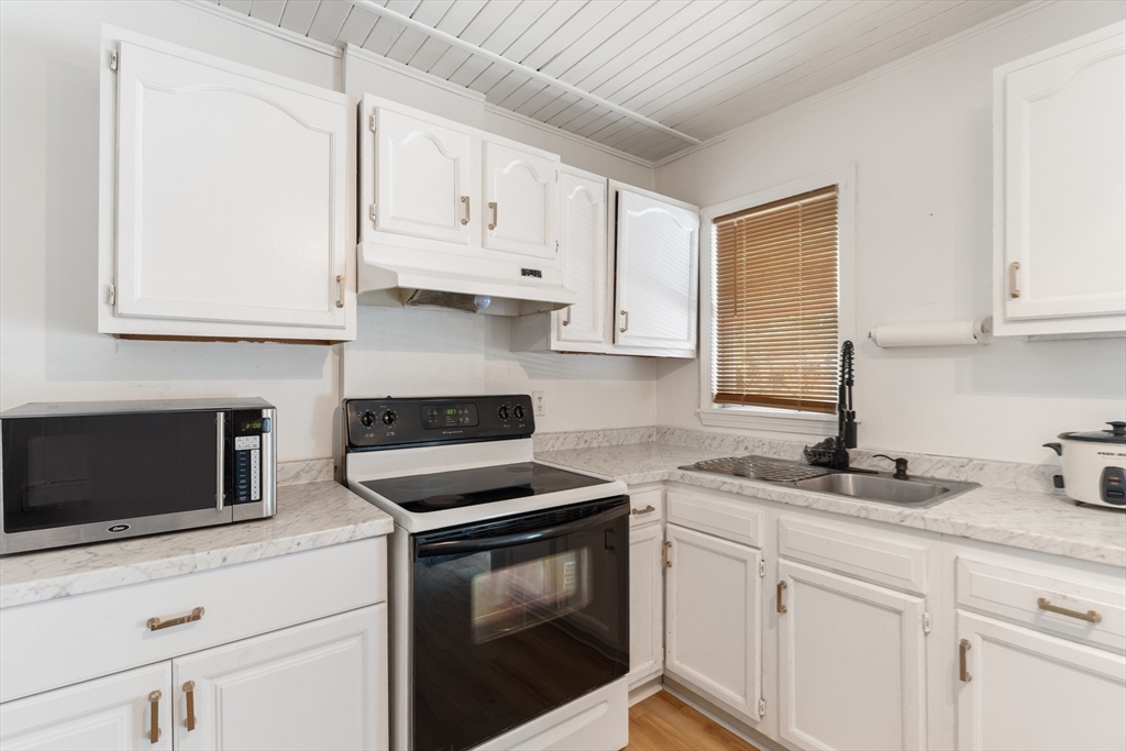 77 Haig Ave Property Photo 17