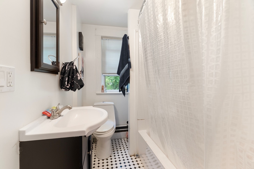 77 Haig Ave Property Photo 32