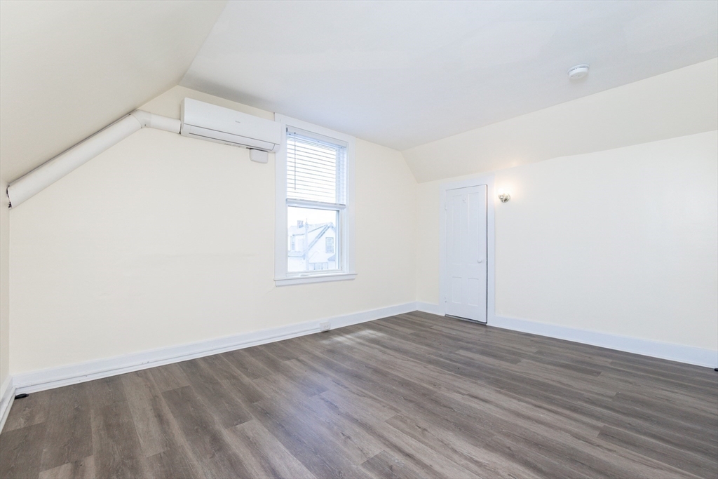 22 Stearns St Property Photo 16