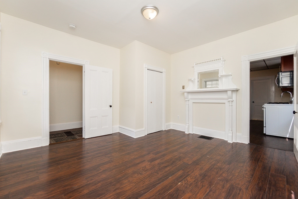 22 Stearns St Property Photo 25