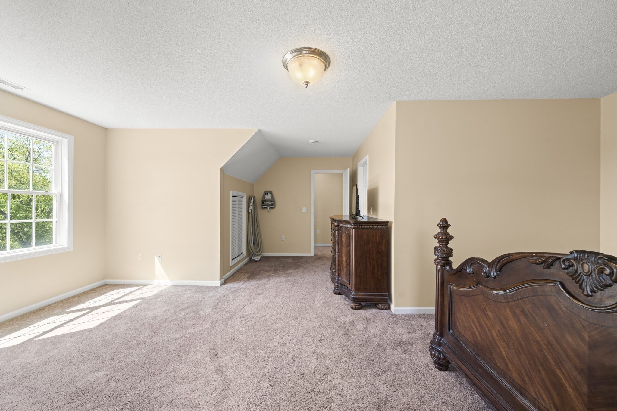 1507 E Mountain Rd Property Photo 14