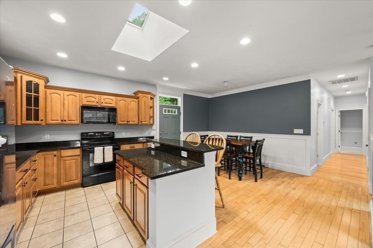101 Hill Street Property Photo 14
