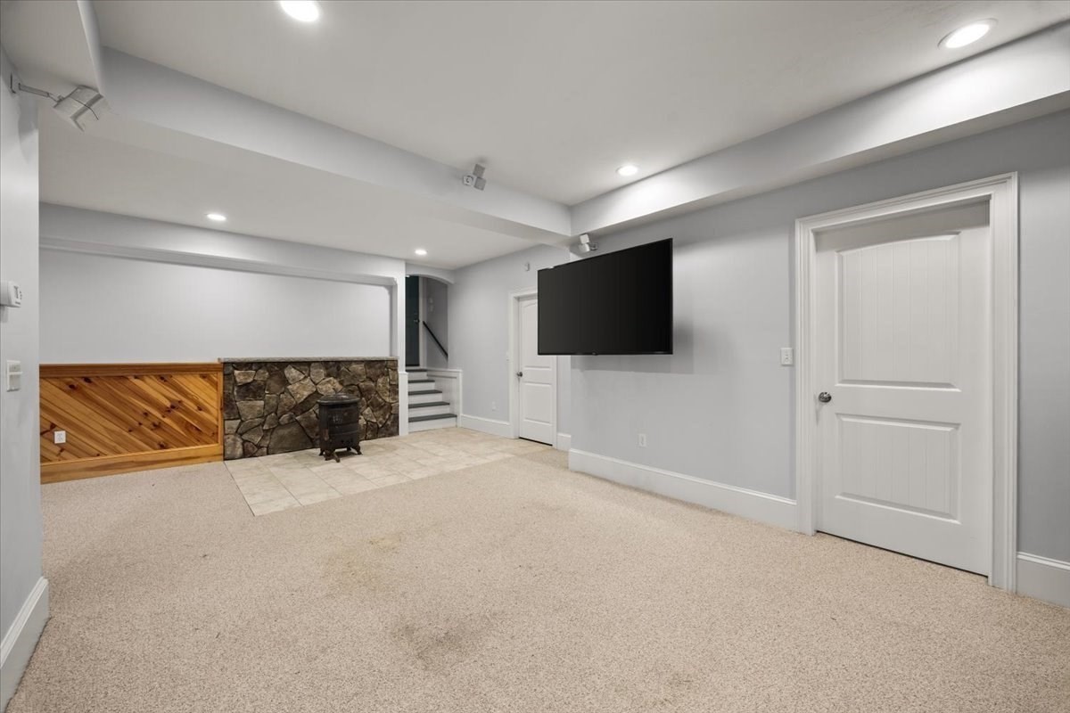 101 Hill Street Property Photo 28