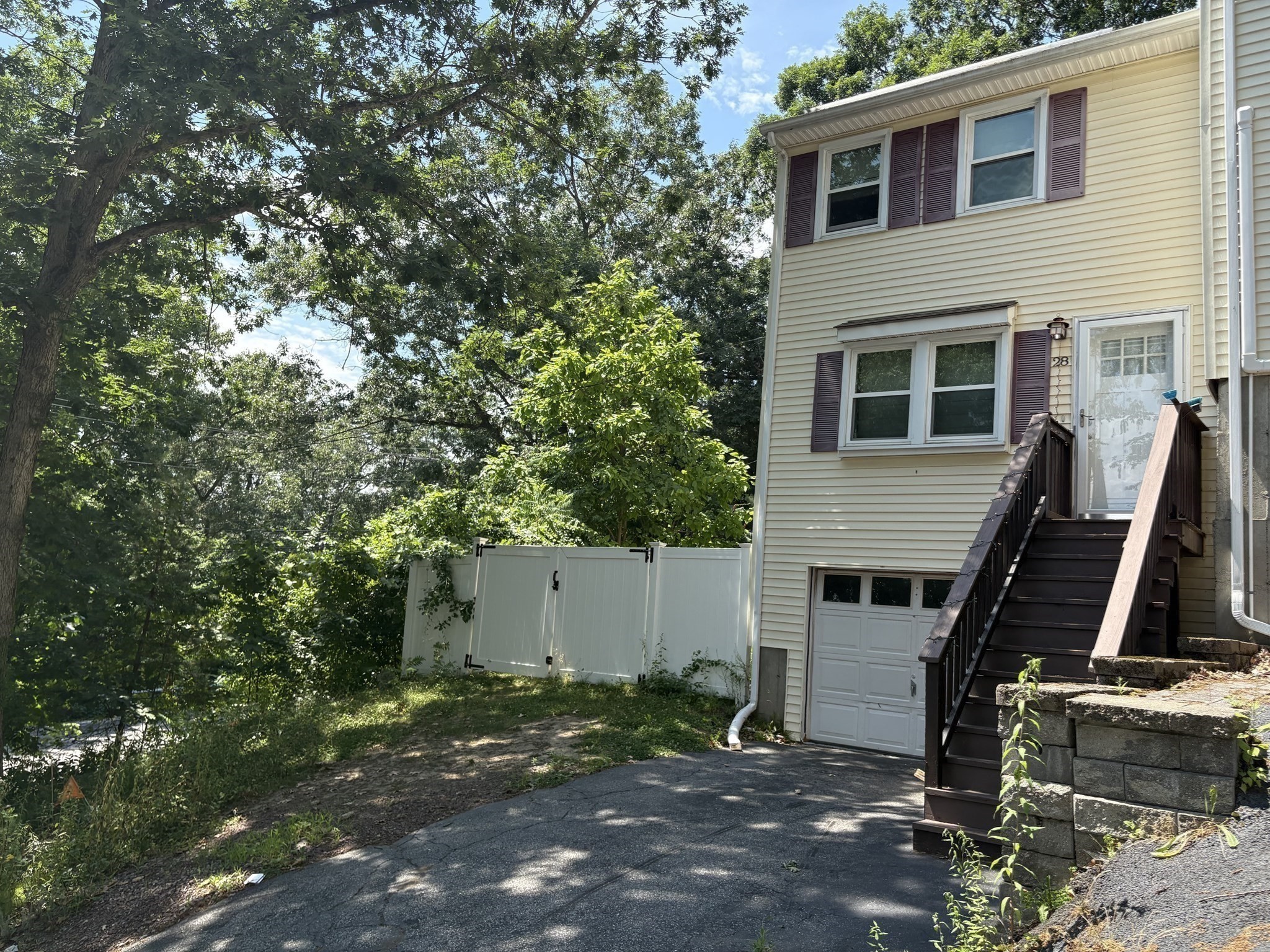 28 Mildred Ave # 1 Property Photo 6