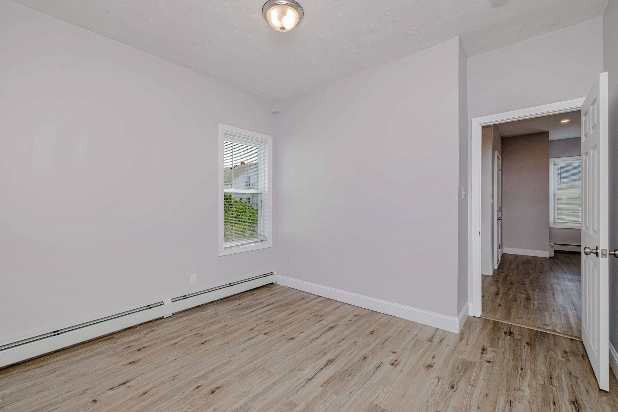 154 Mott St Property Photo 13