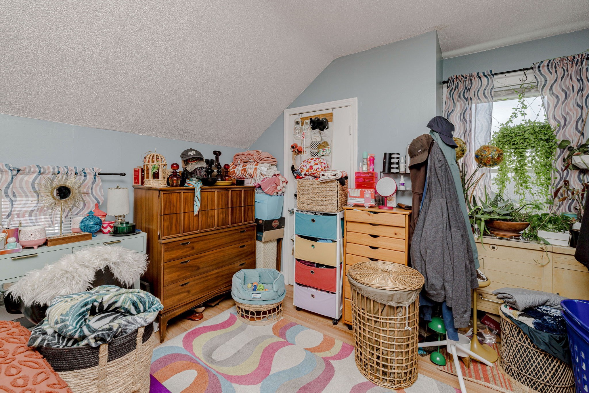 154 Mott St Property Photo 32