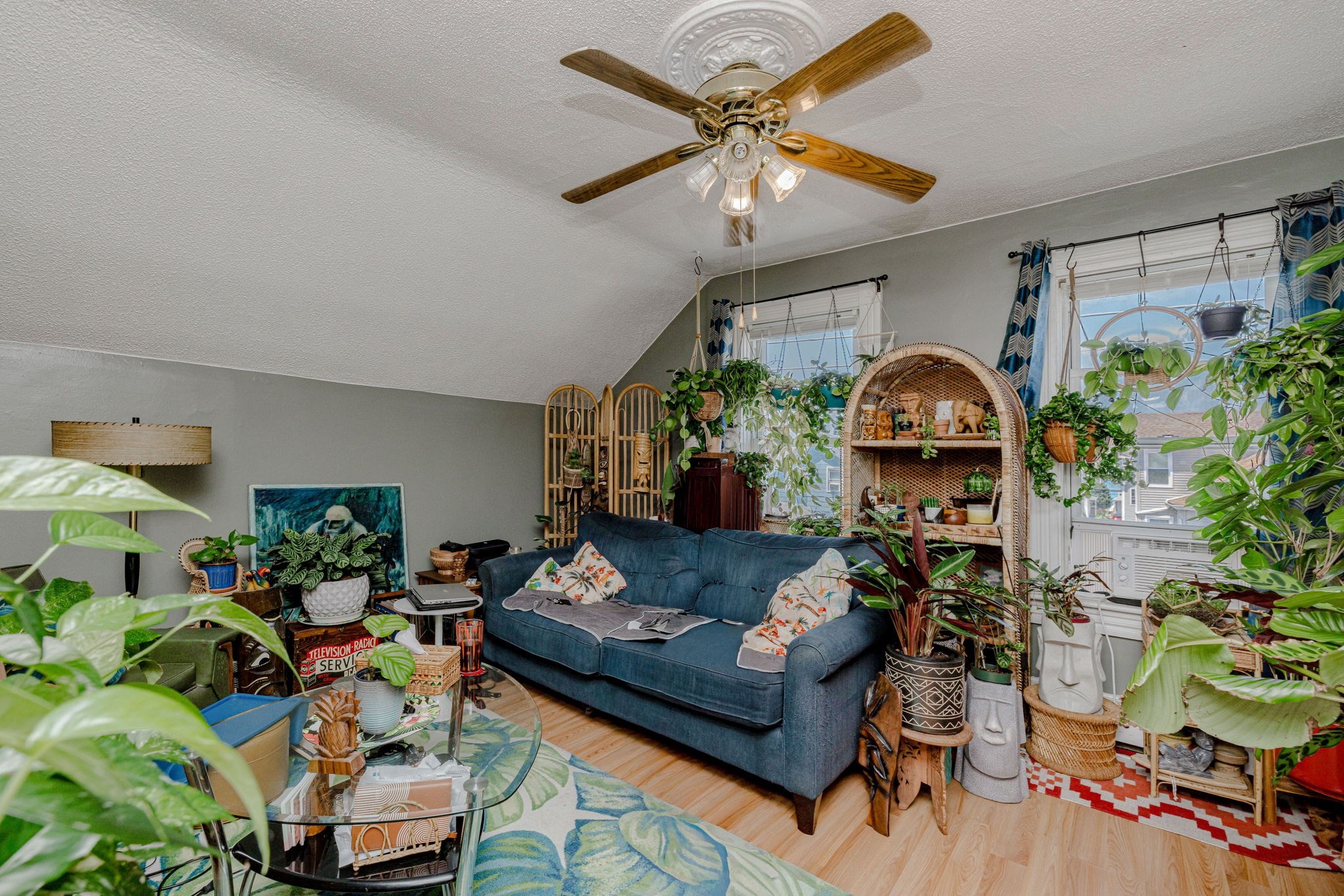 154 Mott St Property Photo 37