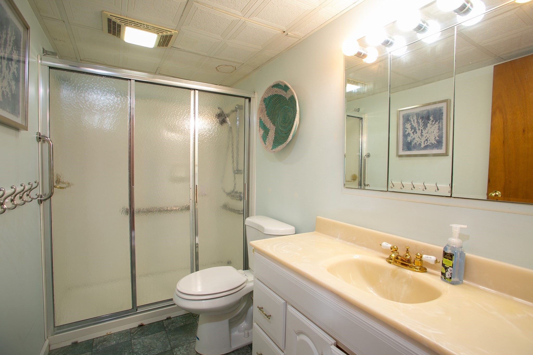 335 North St Property Photo 9
