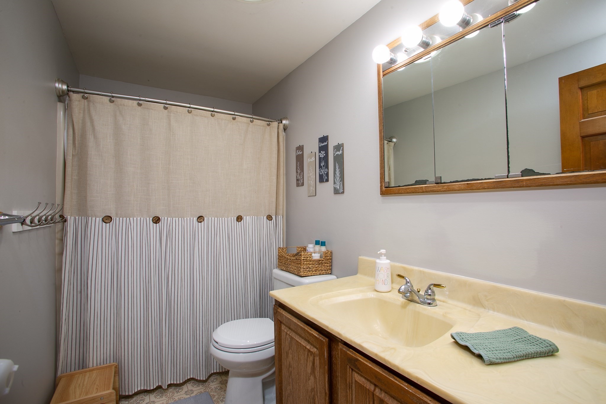 335 North St Property Photo 12