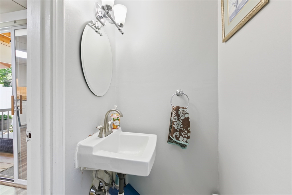 9 Marie Ln # 9 Property Photo 20