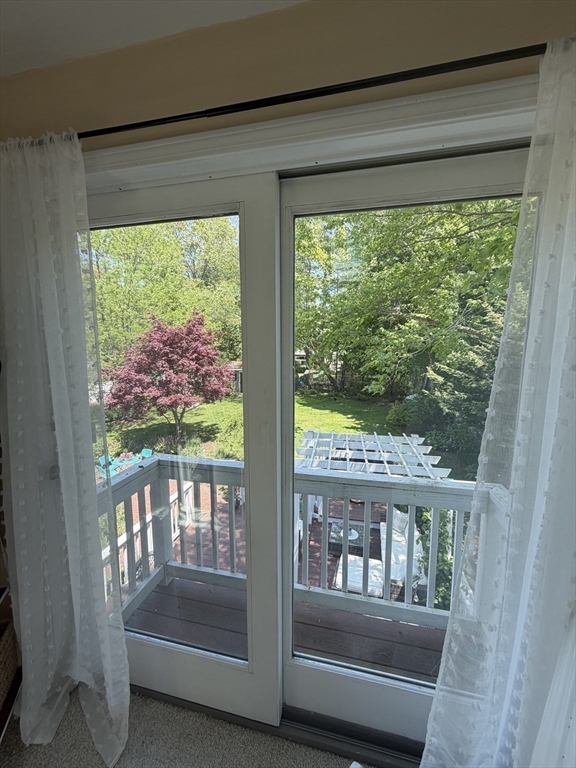 9 Pondview Ave Property Photo 17