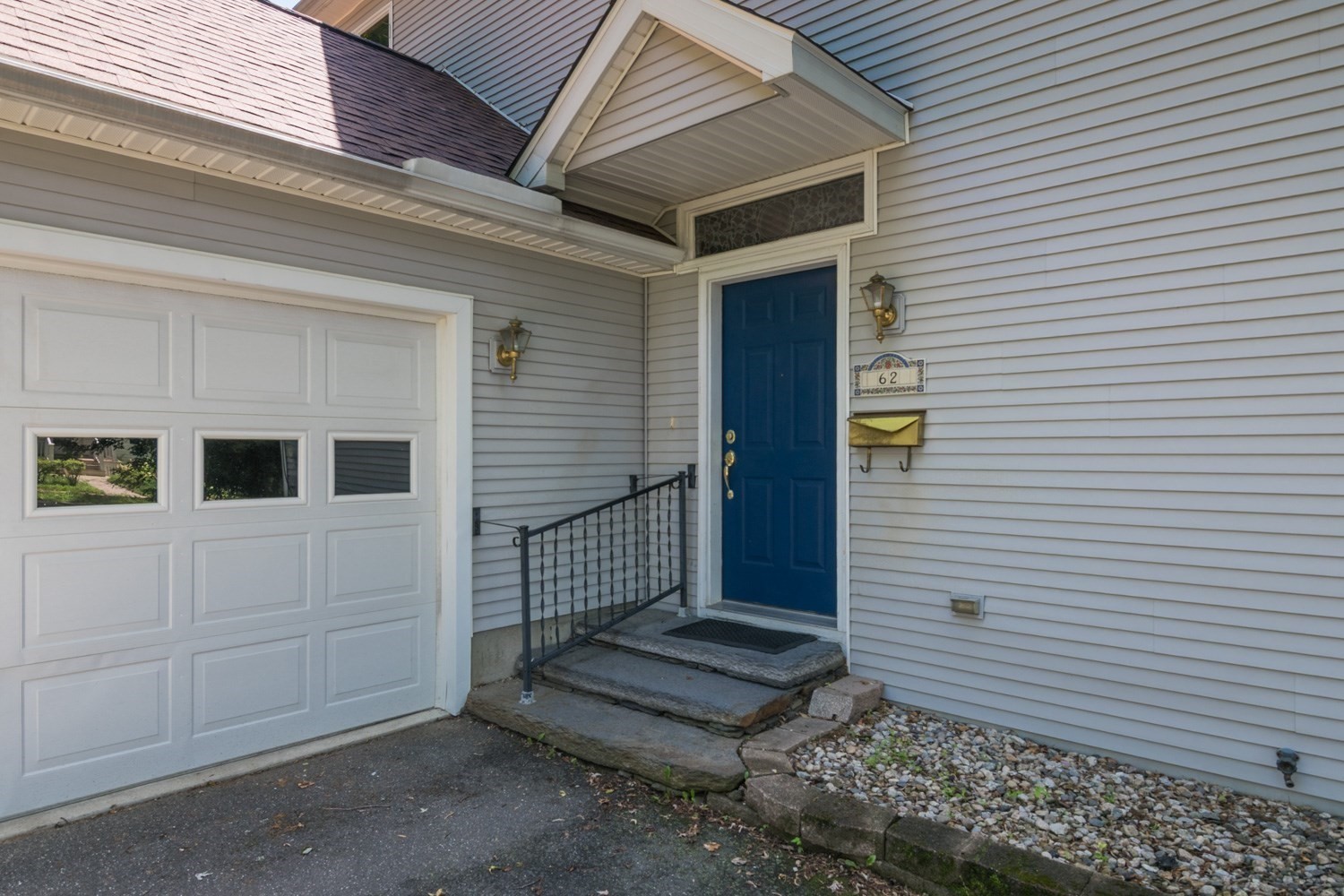 62 Fairview Ave Property Photo 3